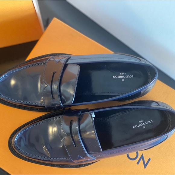 Louis Vuitton Loafers - Picture 4 of 4